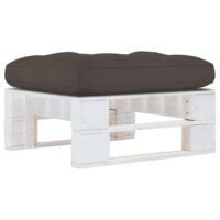 Ogrodowy stołek z palet, impregnowane na biało drewno sosnowe