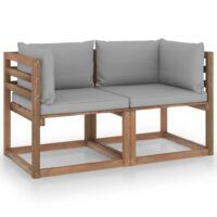 Ogrodowa sofa 2-os. z palet, z szarymi poduszkami, sosna